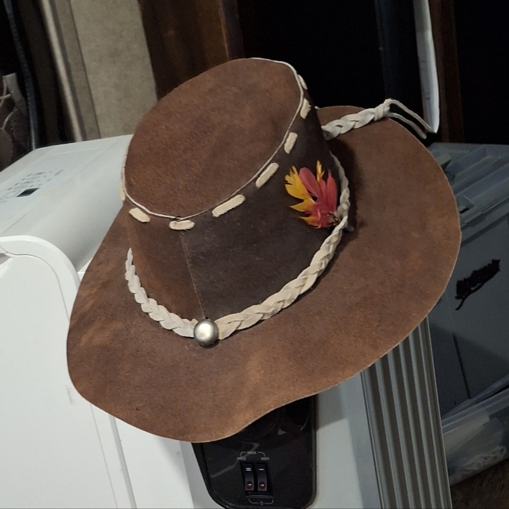 Vintage Suede Fadora Hat